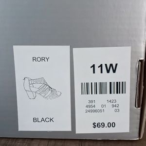 Black heeled sandals